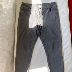 Woman’s Gray Jeans
